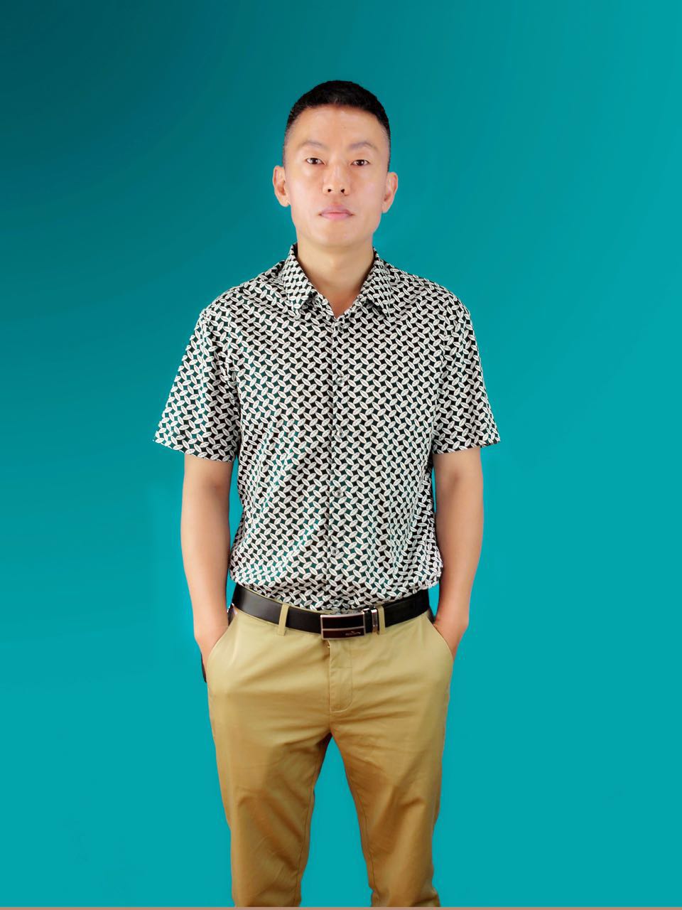 云南大学文凭(云南大学的毕业证是什么样的)